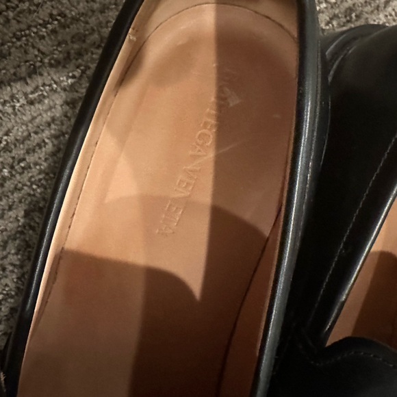 BOTTEGA VENETA Men’s EU 46 Black leather loafers only worn twice. - Picture 3 of 7